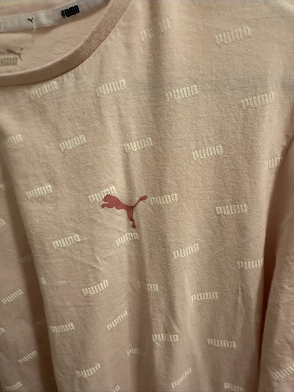 Puma Men's Pale Pink All-Over Logo Short Sleeve Tee - Picture 3 of 6